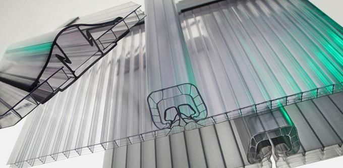 8mm Corrugated Polycarbonate Sheets / Corrugated Polycarbonate Roof Panel