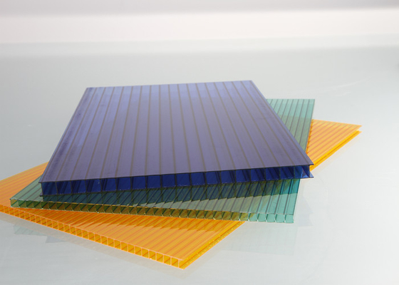 Durable Colored Polycarbonate Roofing Sheets With Good Sound Insulation