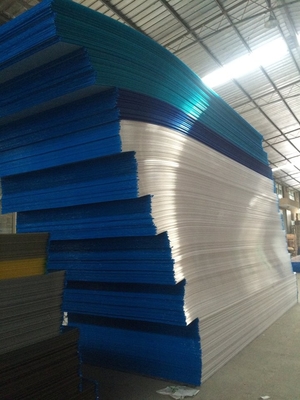 Various Colors Polycarbonate Roofing Sheets  Material 6mm * 2.1 * 11.8m