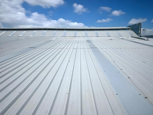 White Calcium Carbonate 1070mm UPVC Roofing Tiles 2mm High Crest Thermoacoustic UPVC Ecoroof Roofing System Popular Latin America